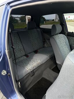 Toyota Starlet - 10