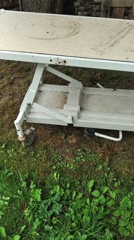 Pracovní stůl - 10