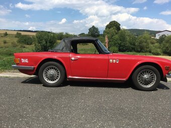 Triumph TR6 - 10