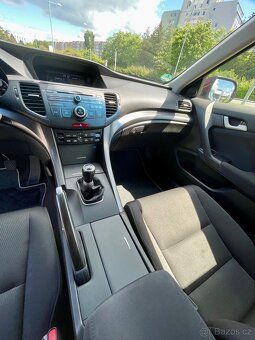 Honda Accord Tourer 8g 2.2 i-DTEC, 2012 facelift verze - 10