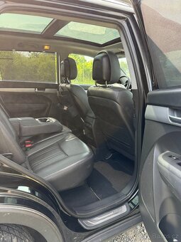 Kia Sorento 2.2CRDi 145kW, automat TOP výbava, najeto 129800 - 10