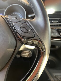 Toyota C-HR 1.2 85kW 1.MAJITEL ČR NAVI LED KAMERA VÝHŘEV - 10