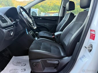 VW SHARAN 2.0 TDi DSG NAVI KAMERA WEBASTO TAŽNÉ - 10