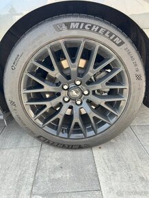 Ford Mustang GT 5.0 V8 310 kW 49tis km - 10