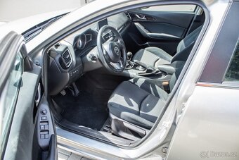 Mazda 3 - 10