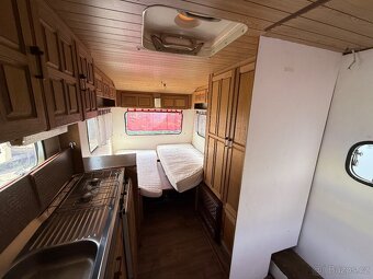 Karavan Buerstner LUX - 10