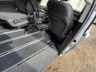 Mercedes V220 4 matic - 10