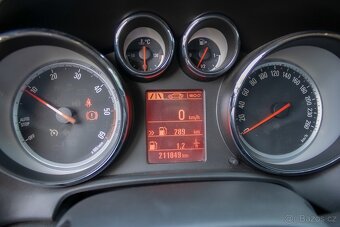 Opel Astra 1.6 CDTI /AJ NA SPÁTKY/ - 10
