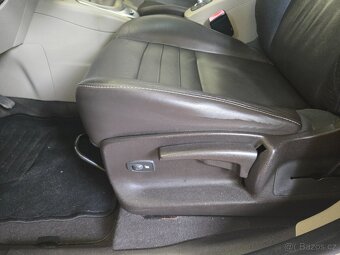 Renault Scenic III 1,4iTCe 96kW Kuze Navigace - 10