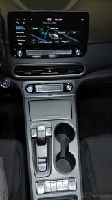 Hyundai KONA Electric 64 kWh FACELIFT - 10