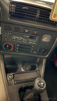 Bmw E30 V8 - Rezervace - 10