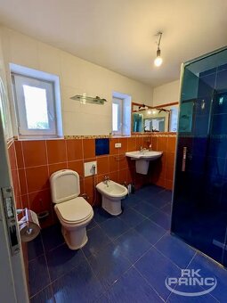 Rodinný dům k pronájmu 202 m2, pozemek 660 m2, Mnichovice - 10