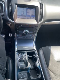 Prodám Ford EDGE ST LINE r.v. 2019, 4x4 - 10