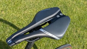 Giant TCR Advanced 1 karbon - 10