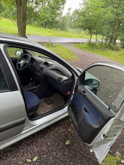 Peugeot 206 - 10