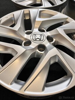 5x114,3 R17 Honda CRV originál alu disky - ET 45 - TOP - 10
