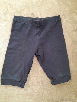 Dívka 6-7 let - 17 různých kousků - 10