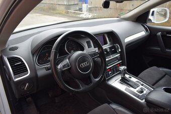 Audi Q7 3.0TDi 4X4/FACELIFT/TAŽNÉ/BOSE - 10