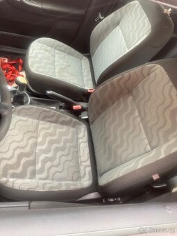 Škoda Fabia2 combi 1.4 i( kód barvy9771) - 10