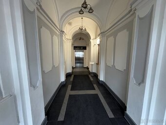 Pronájem kanceláře 30-40m2, Praha 2, Karlovo náměstí - 10