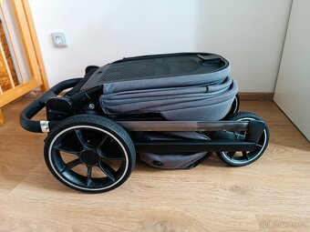 Kočárek Cavoe MOI Iron 2022 - 10