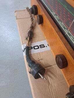 Retro gramo rádio Tesla Dominant II - s novějším gramofonem - 10