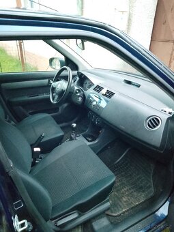 Suzuki Swift - 10