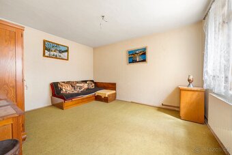 Prodej podsklepeného RD 4+1 (120m2) s uzavřeným dvorem, zahr - 10