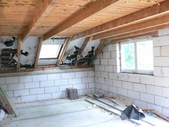 BEZDĚDOVICE - nedokončený RD - 10