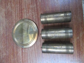 Nabízím starožitné pendlovky Gustav Becker. Hodinový stroj k - 10