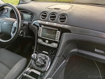 Ford Galaxy 2.0 TDCi 103kw Titanium, 174000km, manuál - 10