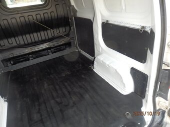 Nissan NV200, 1.5Dci, 66Kw,rok 2x šoupací dveře,2 místa - 10