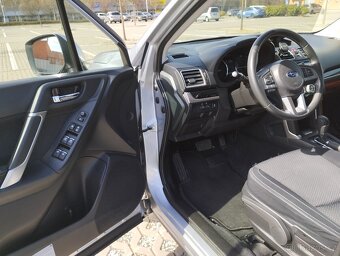 Subaru Forester, 4x4, výborný stav - 10