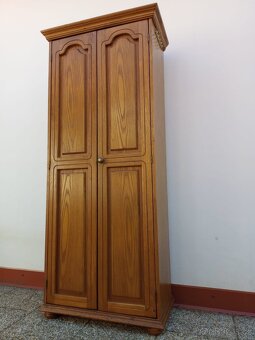 Rustikální nábytek, skříň z masívu - 10