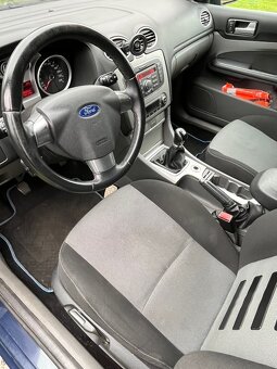 Ford Focus 1.6 TDCI - 10