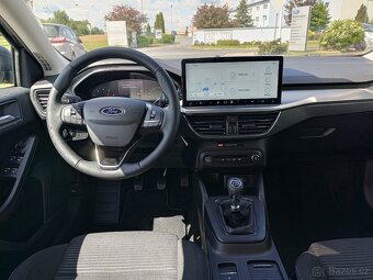 Nový Ford Focus Kombi Titanium - 10