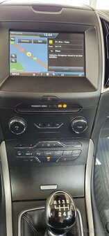 Ford Galaxy 2.0 Tdci,110kw,2016,1.maj 218.000km,7 míst - 10
