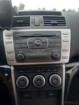 Mazda 6 GH Dynamic/GTA, polokůže, BOSE, xenony, hezký stav - 10