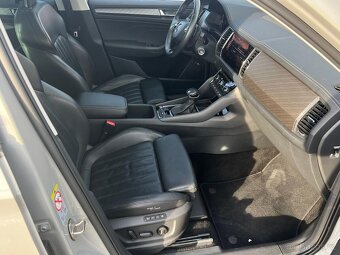 Škoda KODIAQ TDi DSG MATRIX VIRTUAL WEBASTO KAMERA TAŽNÉ - 10