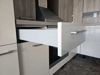 Kompletní kuchyně XPRESS VANILLA vč. spotřebičů - 10