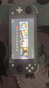 Nintendo switch lite - 10