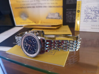 Exkluzivní hodinky BREITLING NAVITIMER MONTBRILLANT z nerezo - 10