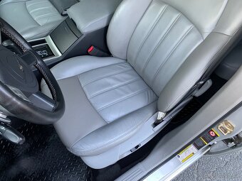 Chrysler 300C 3.0 CRD combi - 10