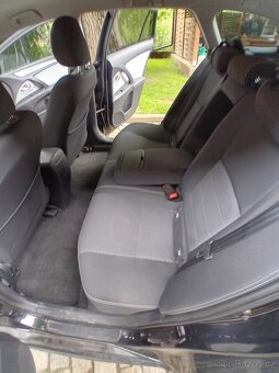 Toyota Avensis kombi 1.8vvti 108kw, Nezávislé topení - 10
