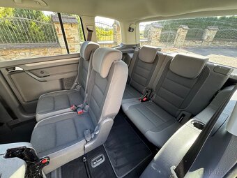 VW Touran 1.2 TSI 77kw digi klima,tažné, 7 MÍST - 10