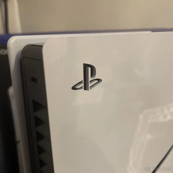 PlayStation 5 Slim (Digital Edition) - 10