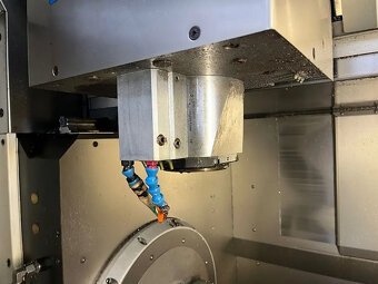 obráběcí centrum 5 osé HERMLE C 40 U - 10