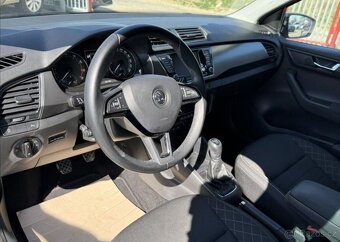 Škoda Fabia 1,2 TSI DIGIKLIMA, LED, ACC benzín manuál 66 kw - 10