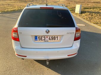 Škoda Octavia II Combi, r.v. 2010, Elegance - 10