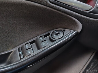 naftový Ford Focus 1.5 88kW 2016 PLNĚ POJÍZDNÝ - 10